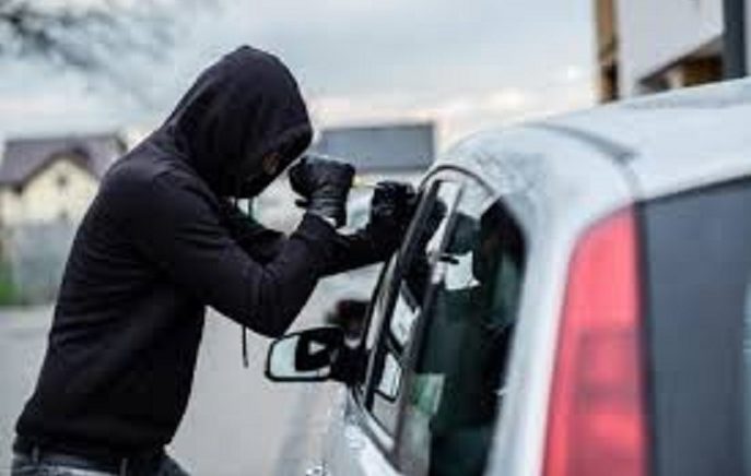 Autoglass Specialist Tips supaya kaca mobil tidak di pecah maling e1583988419151 - Tips kaca mobil tidak dipecah maling